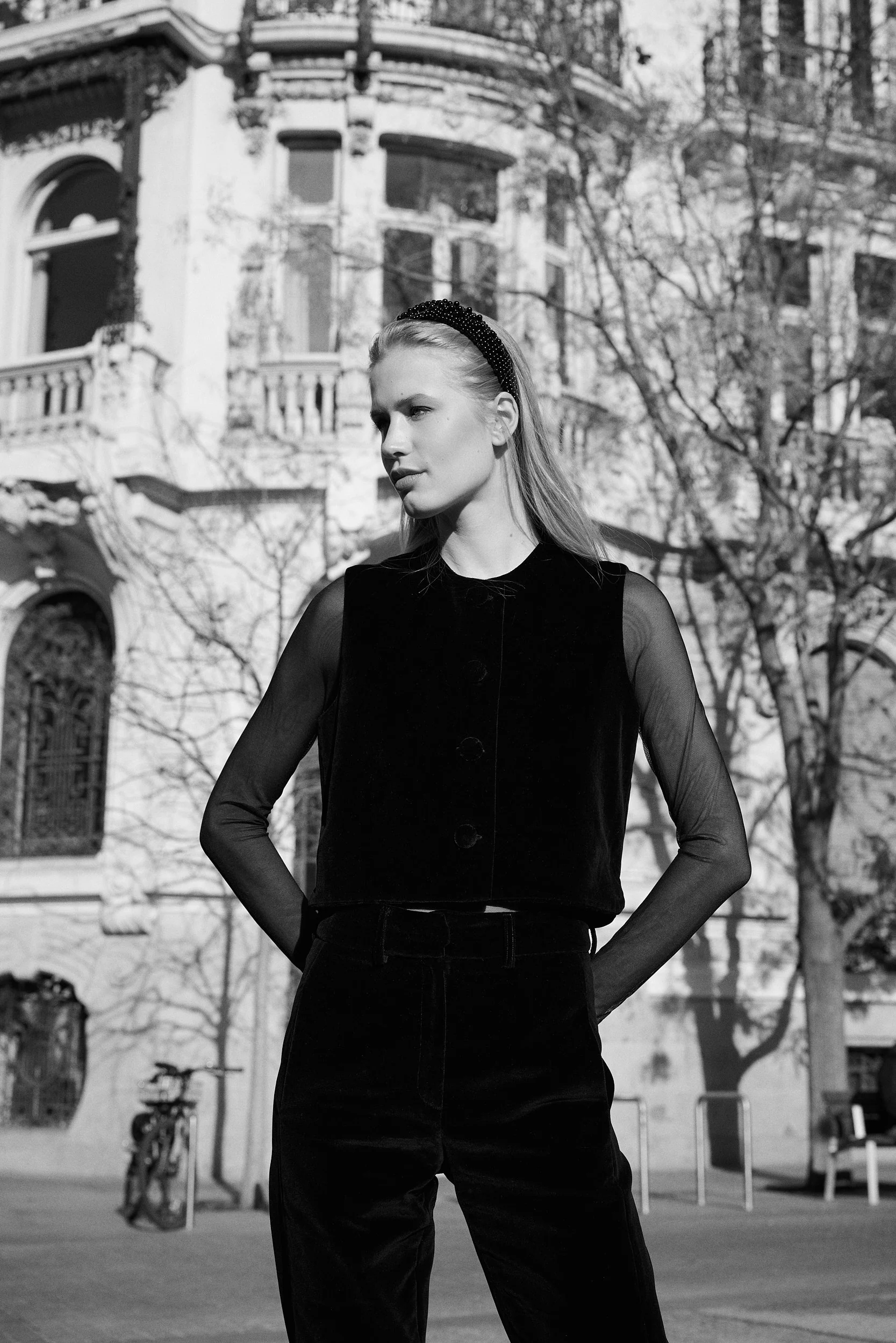 BLACK MARLOW VEST - Image 6