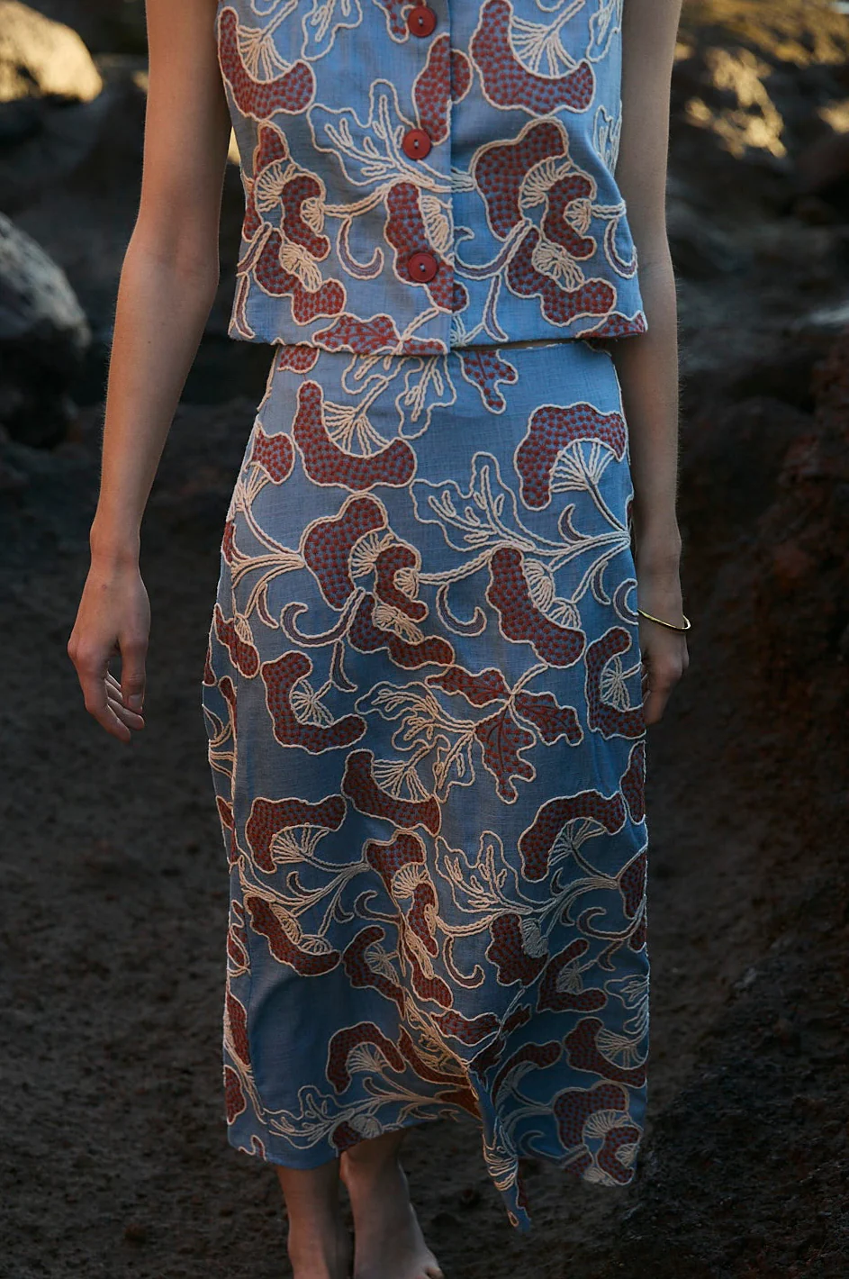 BLUE CORAL SKIRT - Image 4