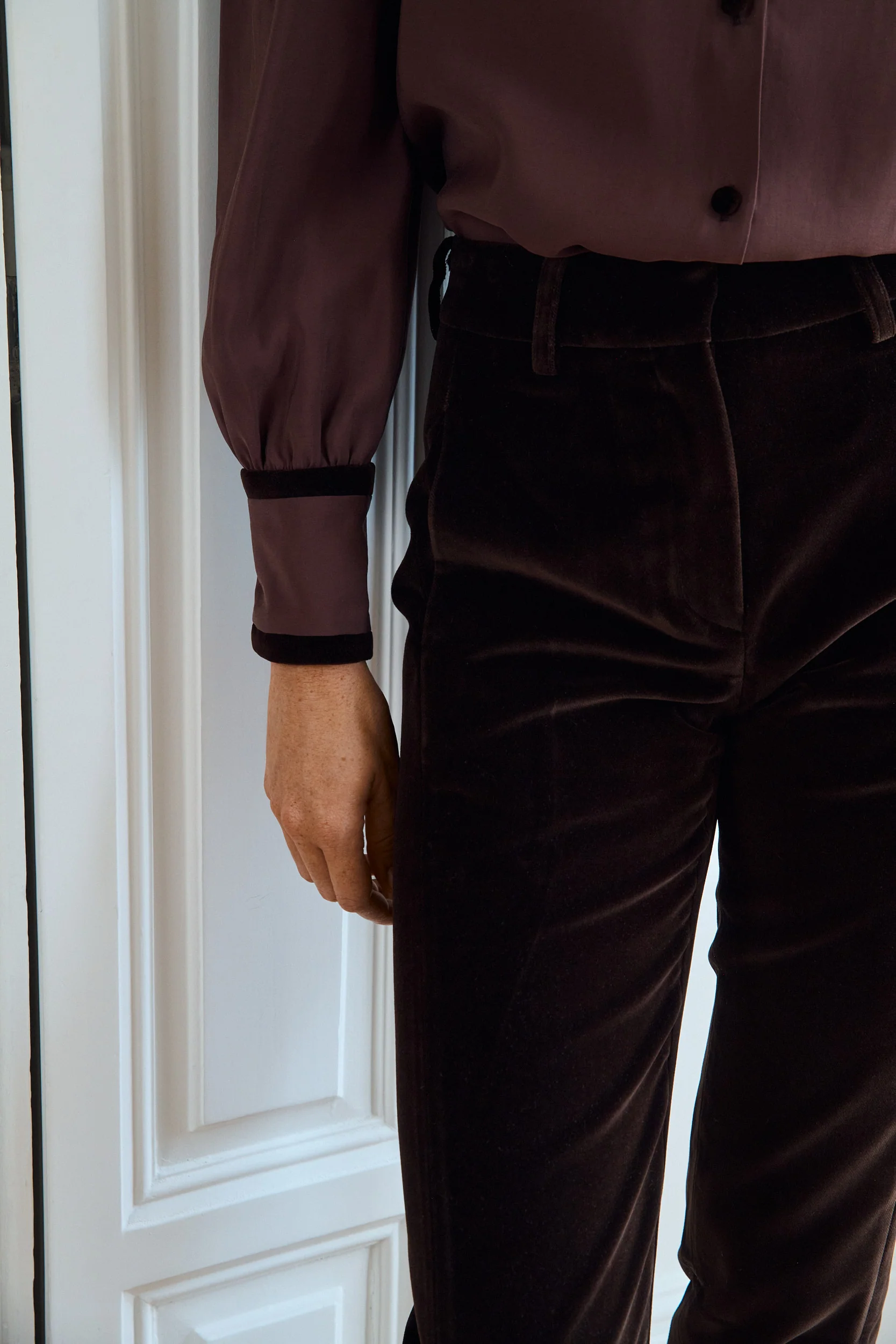 BROWN MARLOW TROUSERS - Image 4