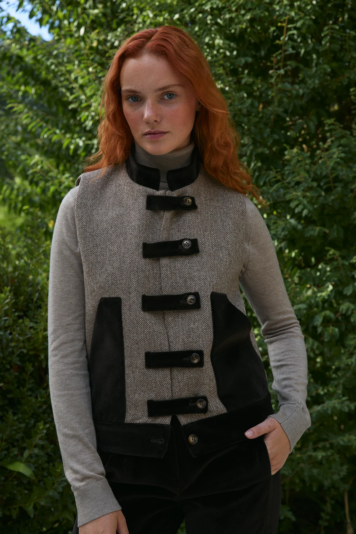 ELIOT VEST - Image 4