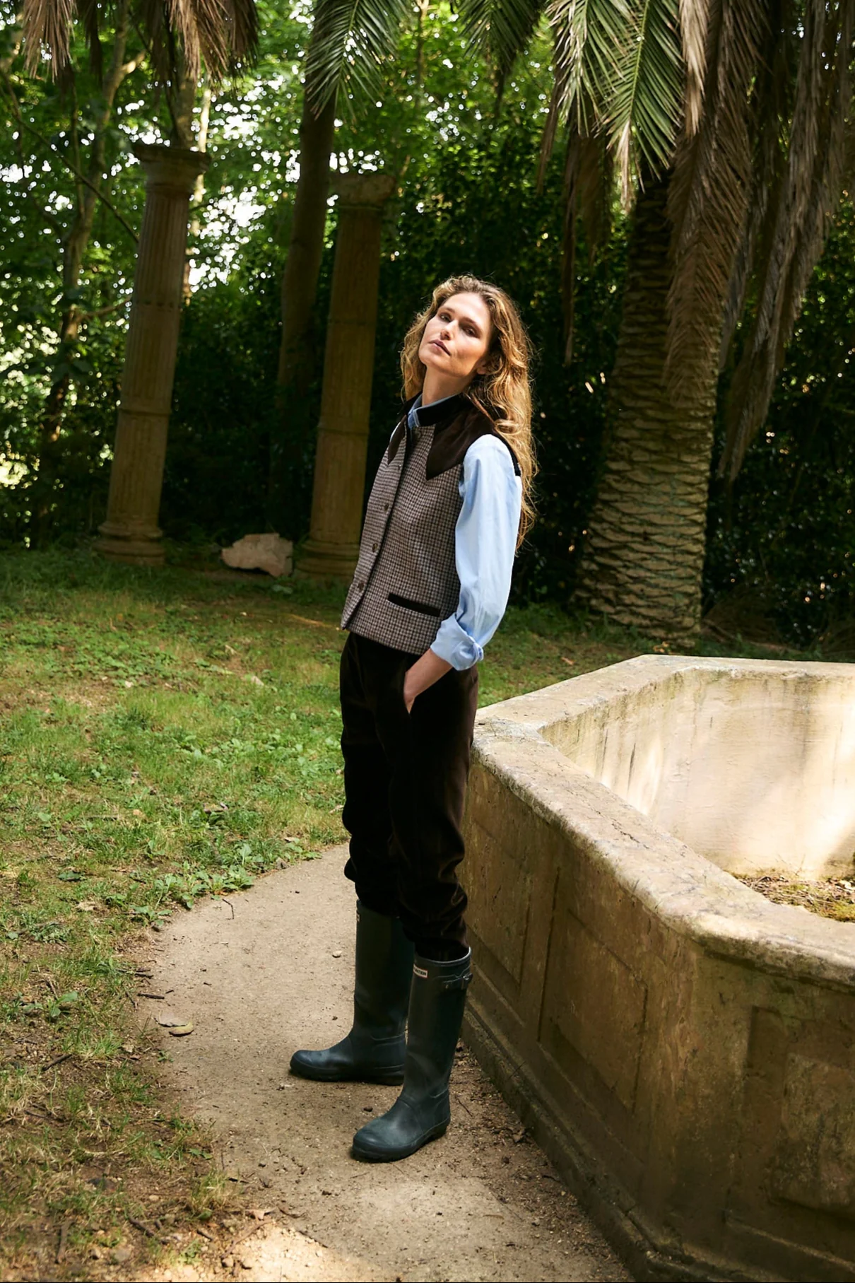 WOLF COWBOY VEST - Image 5